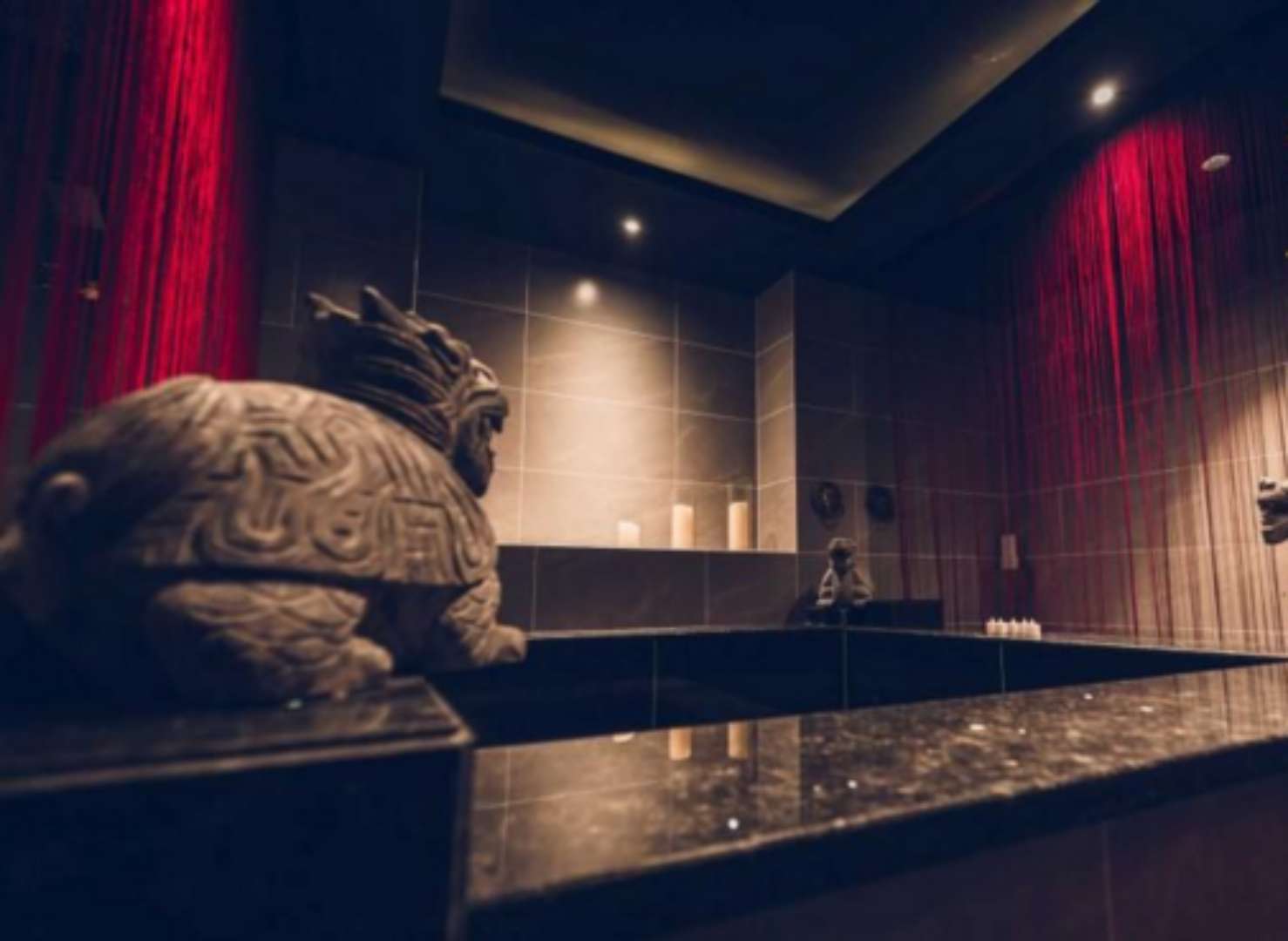 老板带我体验了一次南开区高端减压会所(南开区按摩,足疗店)